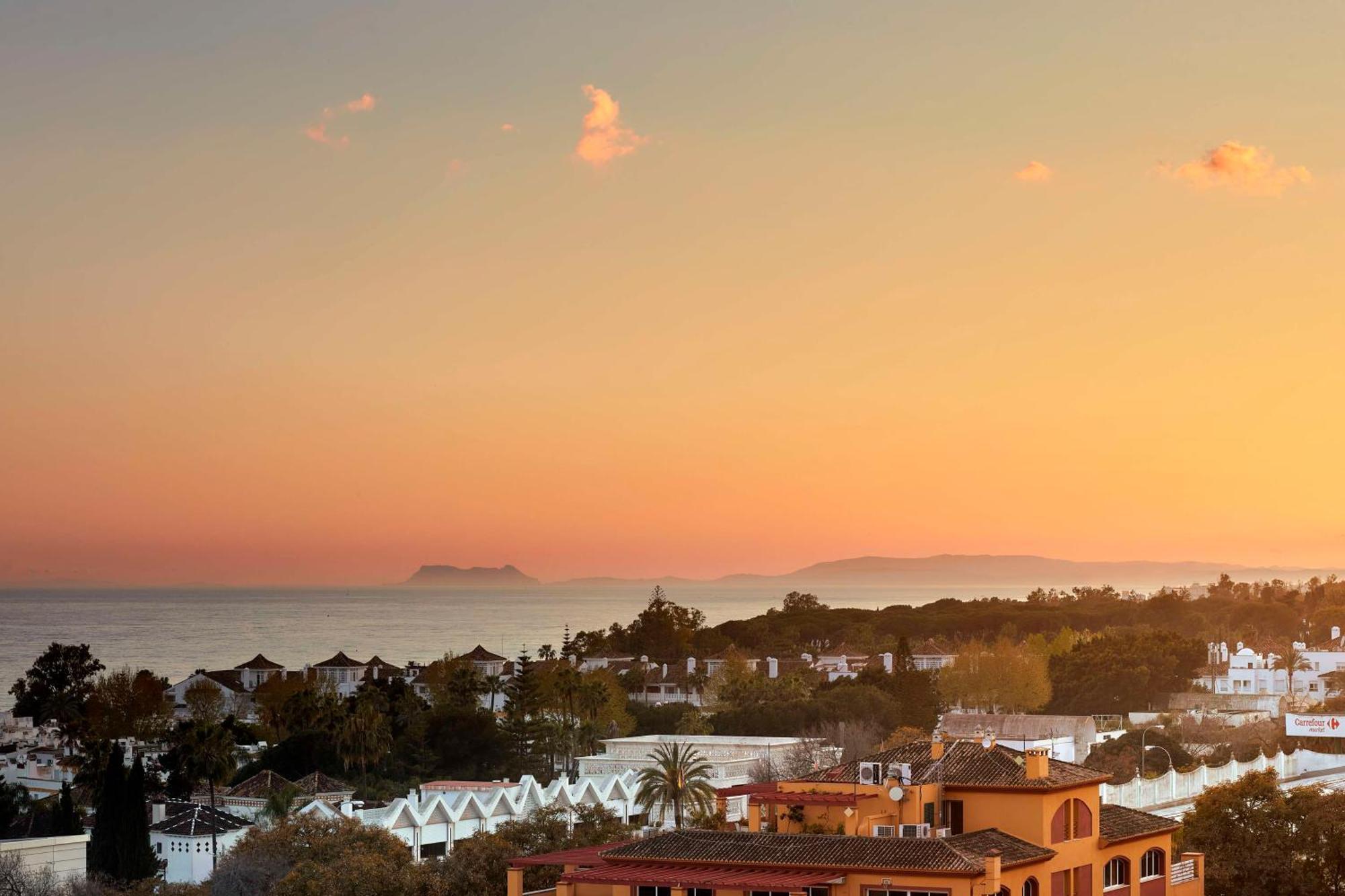Hotel Nh Collection Marbella Esterno foto