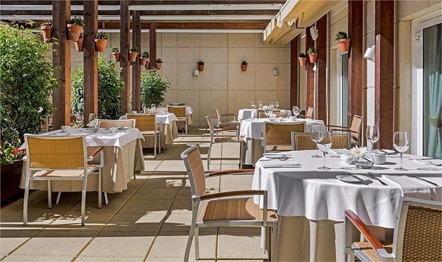 Hotel Nh Collection Marbella Esterno foto